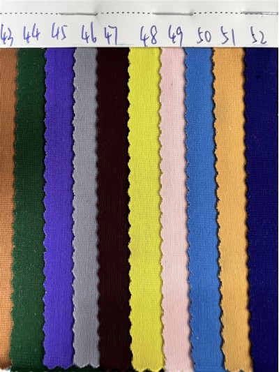 DG-BT  再生滌綸啞光萊卡  成分：：82%再生滌  18%氨綸  克重：180g/㎡ 幅寬：150CM 細節-2